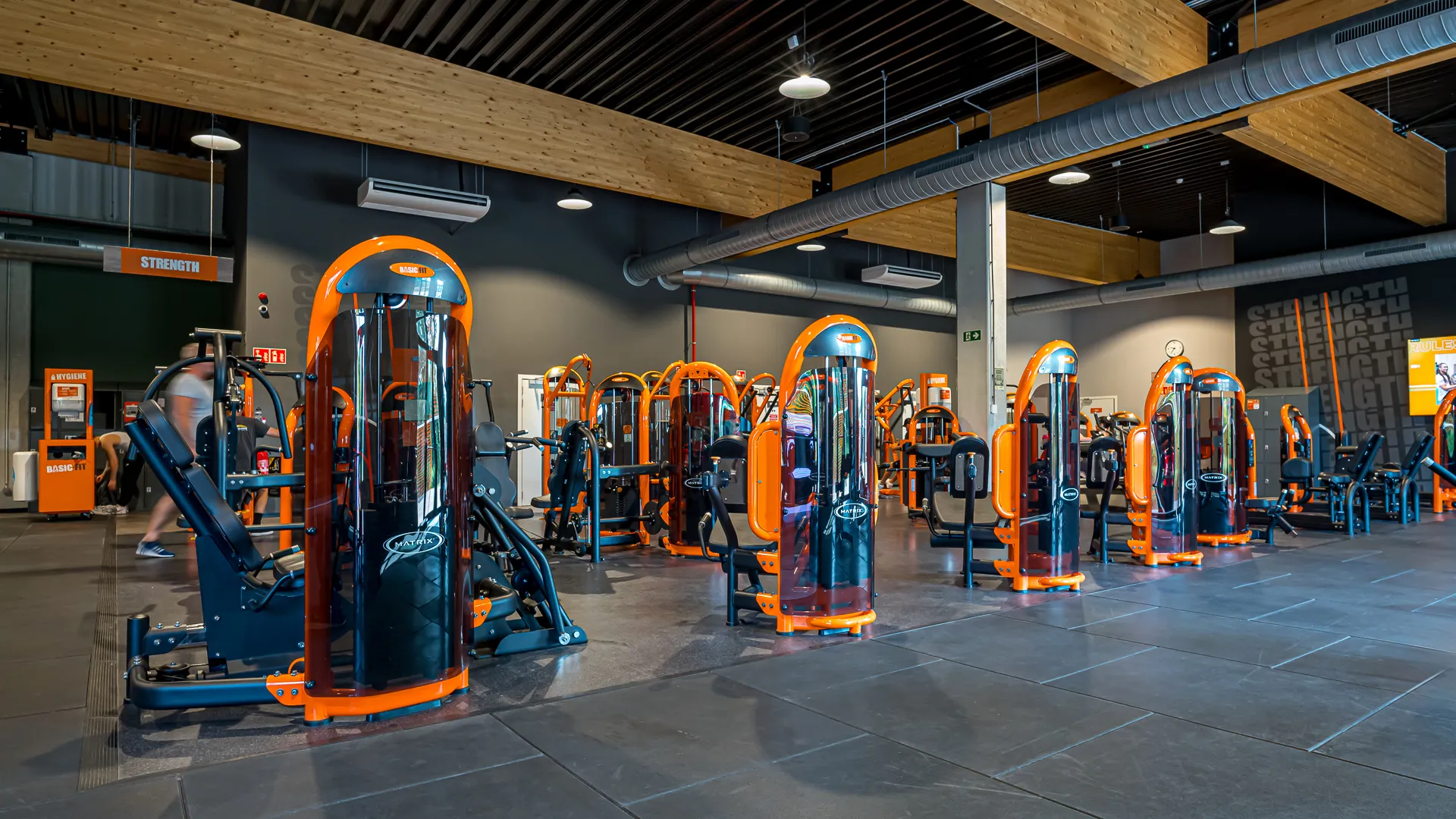 Images Basic-Fit 24/7