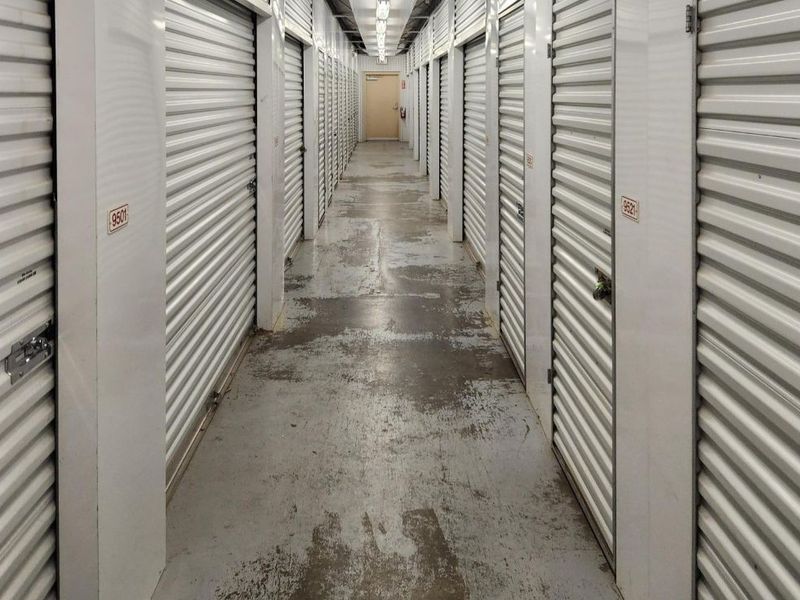 Images Extra Space Storage