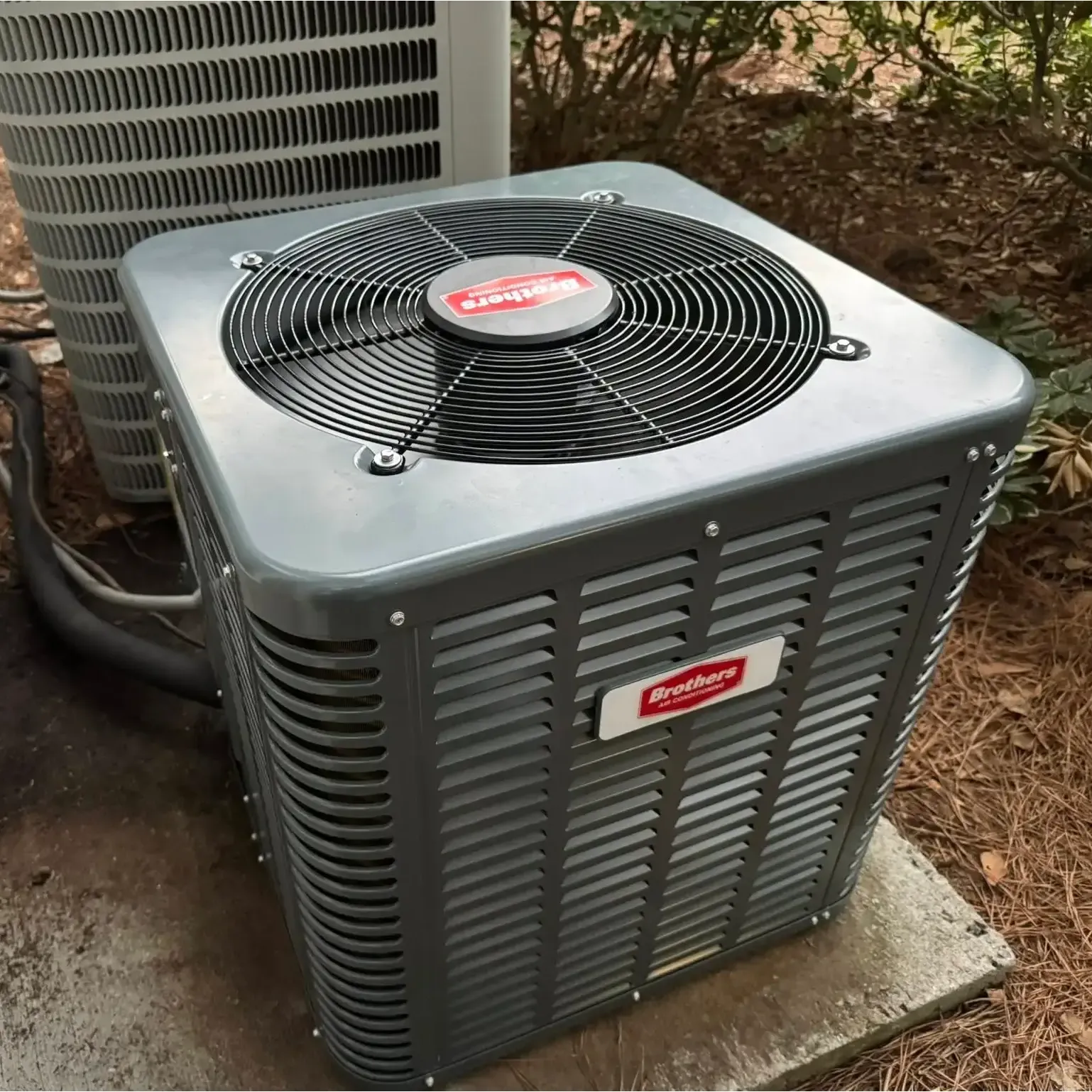 A newly installed Brothers central air conditioning unit outside a residential home, expertly installed by the technicians at Maximum Air Experts in North Charleston, SC.