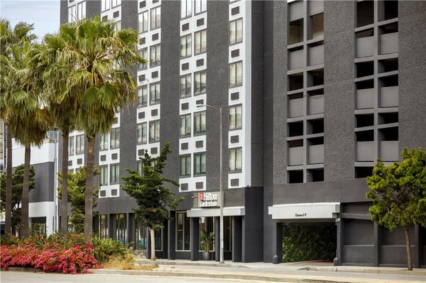Images Hilton Garden Inn LAX Los Angeles Airport