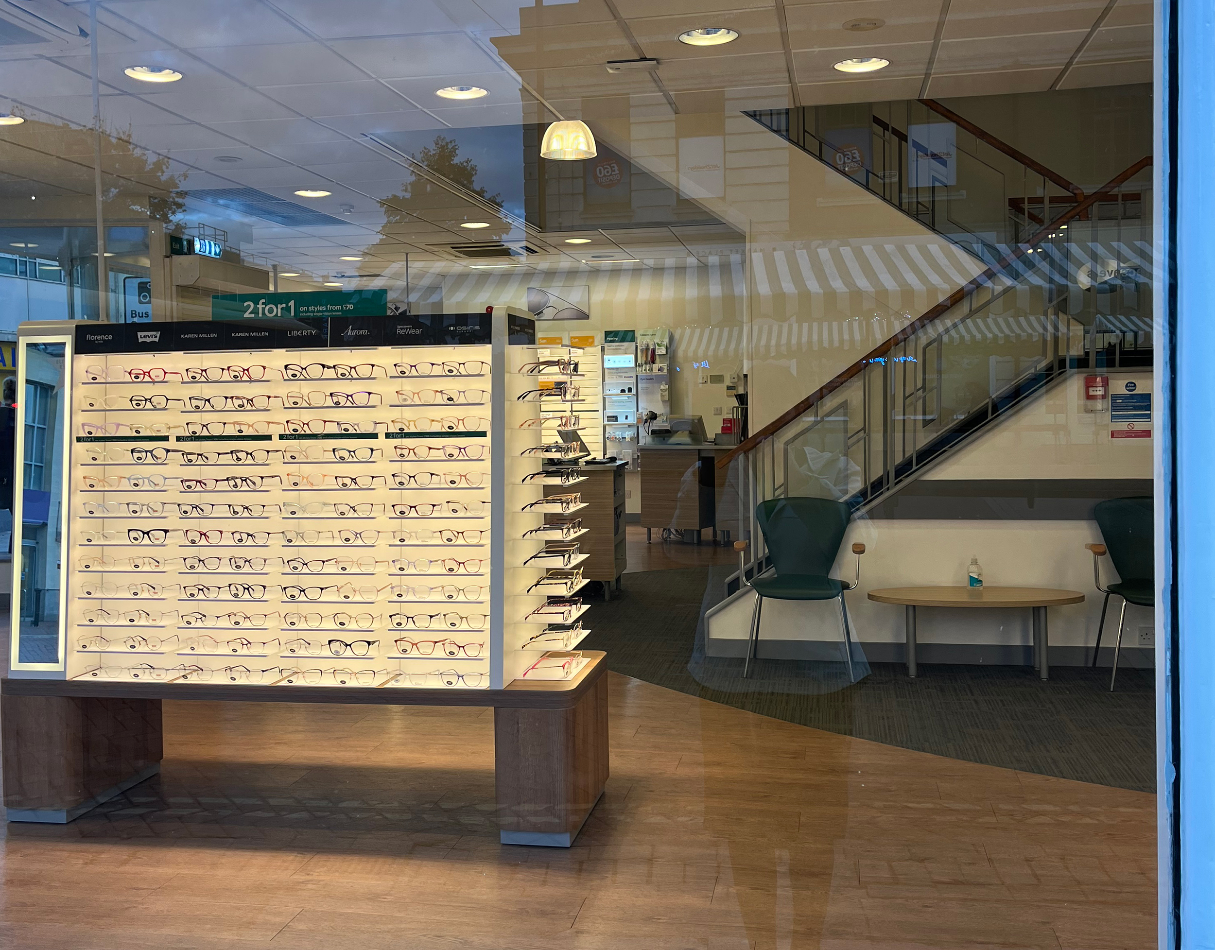 Specsavers Opticians and Audiologists - Burton on Trent