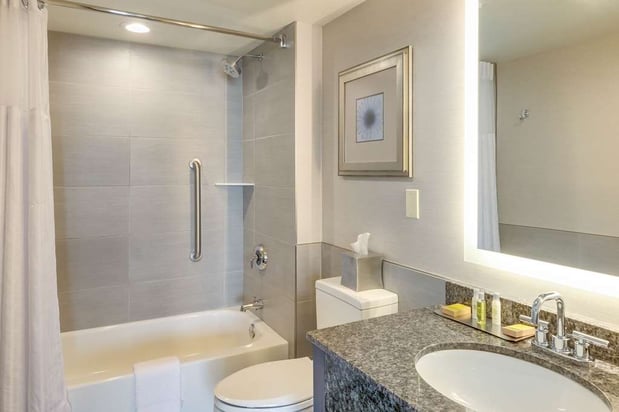 Images DoubleTree by Hilton Racine Harbourwalk