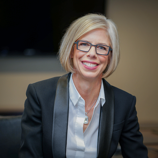 Elyse Clements headshot.