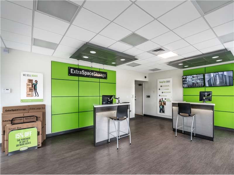 Office - Extra Space Storage at 2255 N Washington Blvd, Sarasota, FL 34234