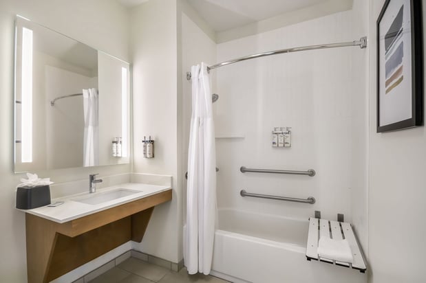 Images Staybridge Suites Toledo - Maumee by IHG