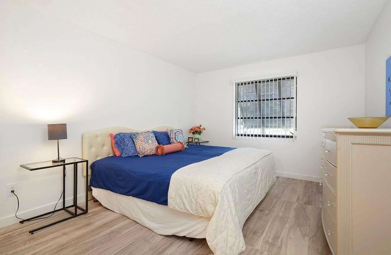 Tatum Torode- Realtor-Coldwell Banker Premier Properties Image