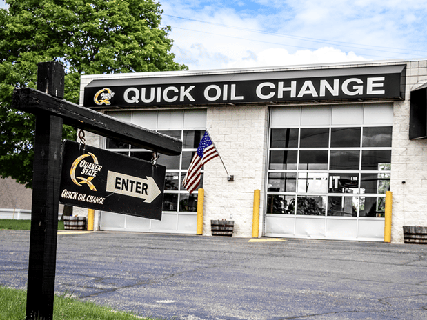 Images Performance Plus Quick Oil Change