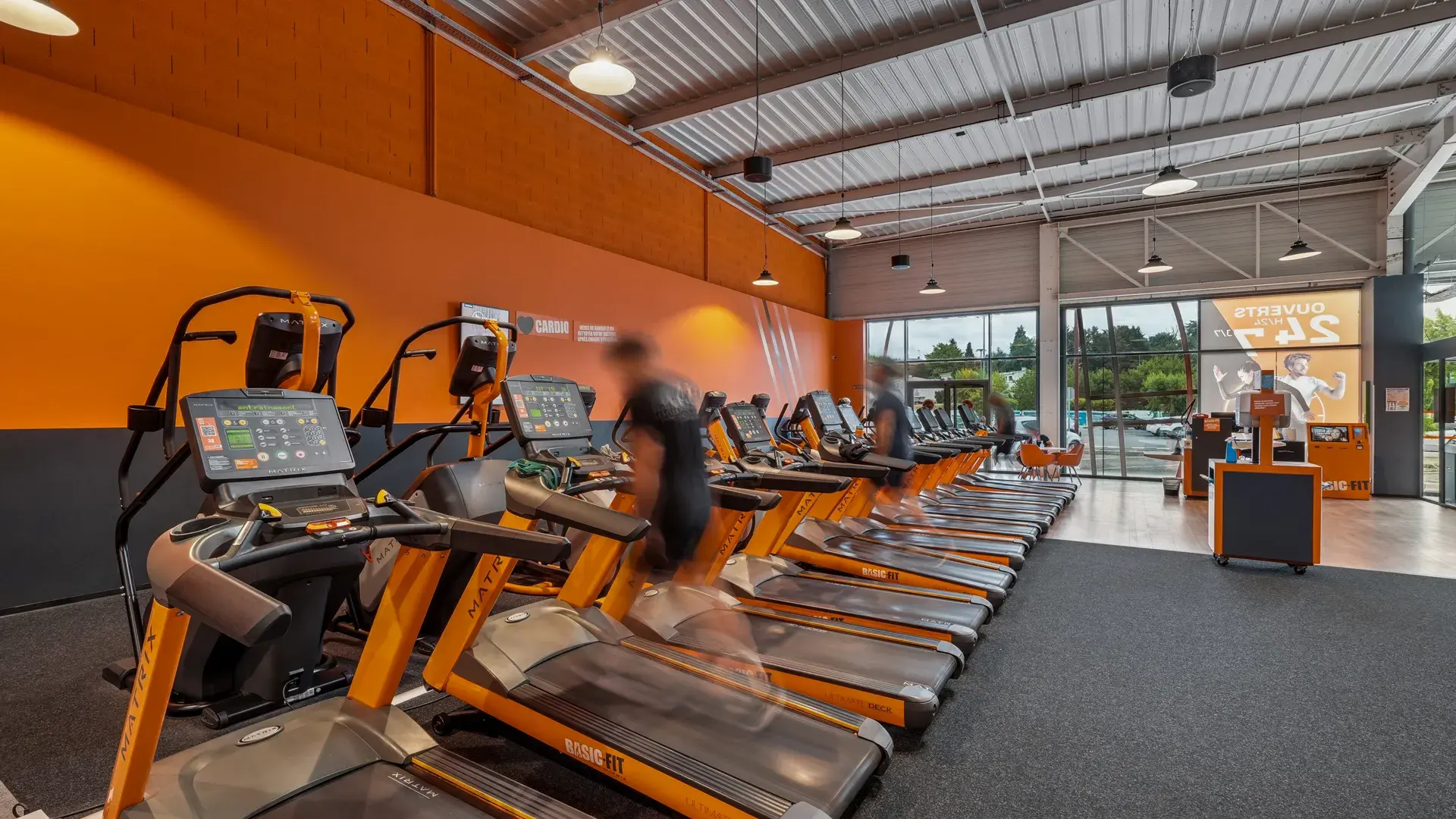 Images Basic-Fit 24/7