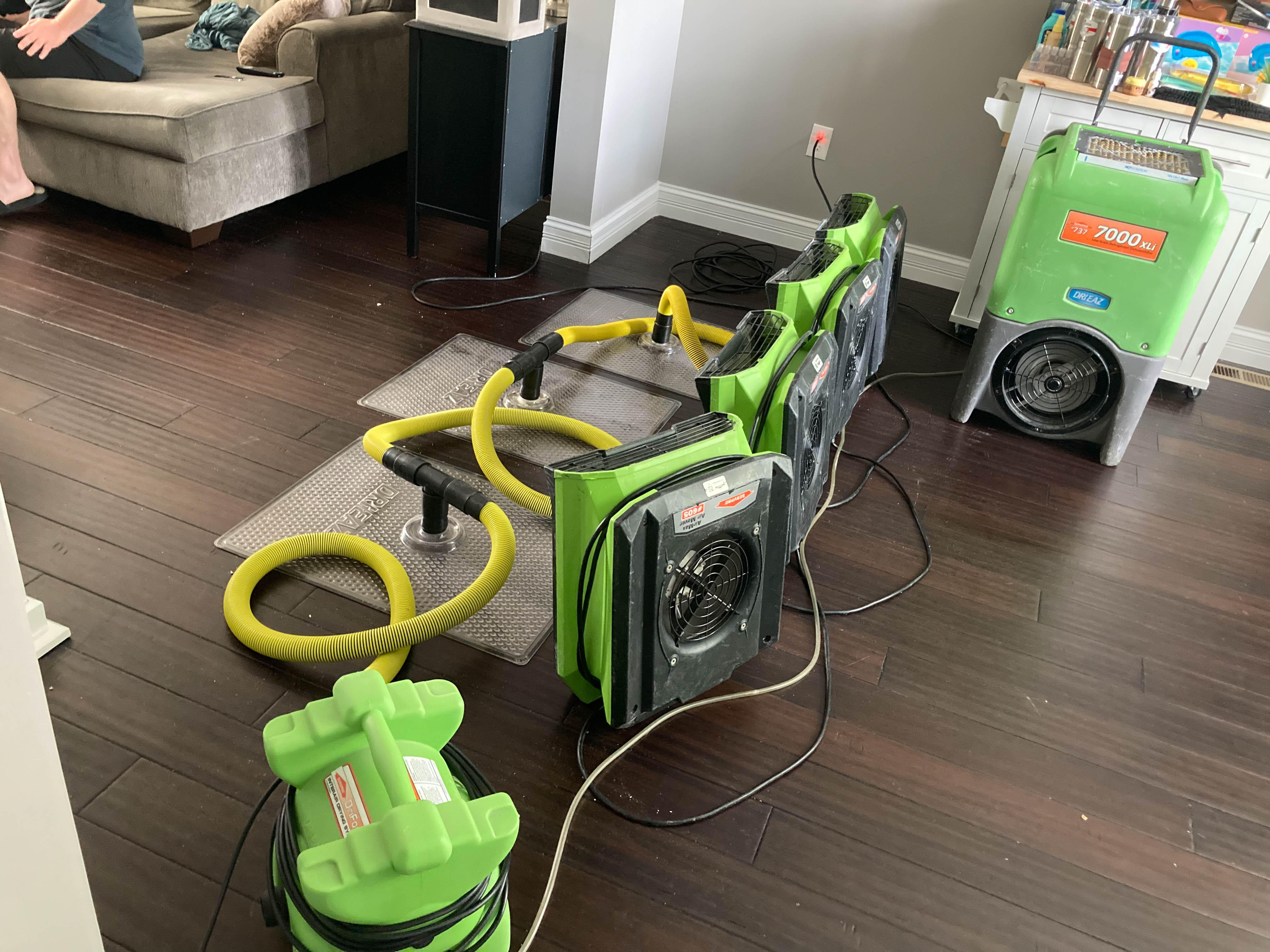 At SERVPRO of St. Louis County NW , we are water damage restoration specialists and are ready to restore your Maryland Heights, MO home back to pre-water damage condition.