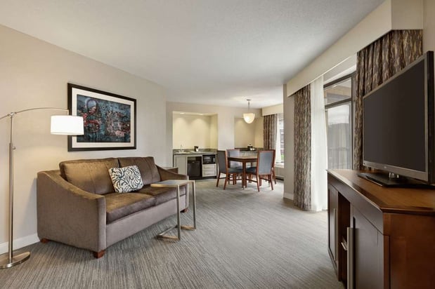 Images Hampton Inn & Suites Nashville-Downtown