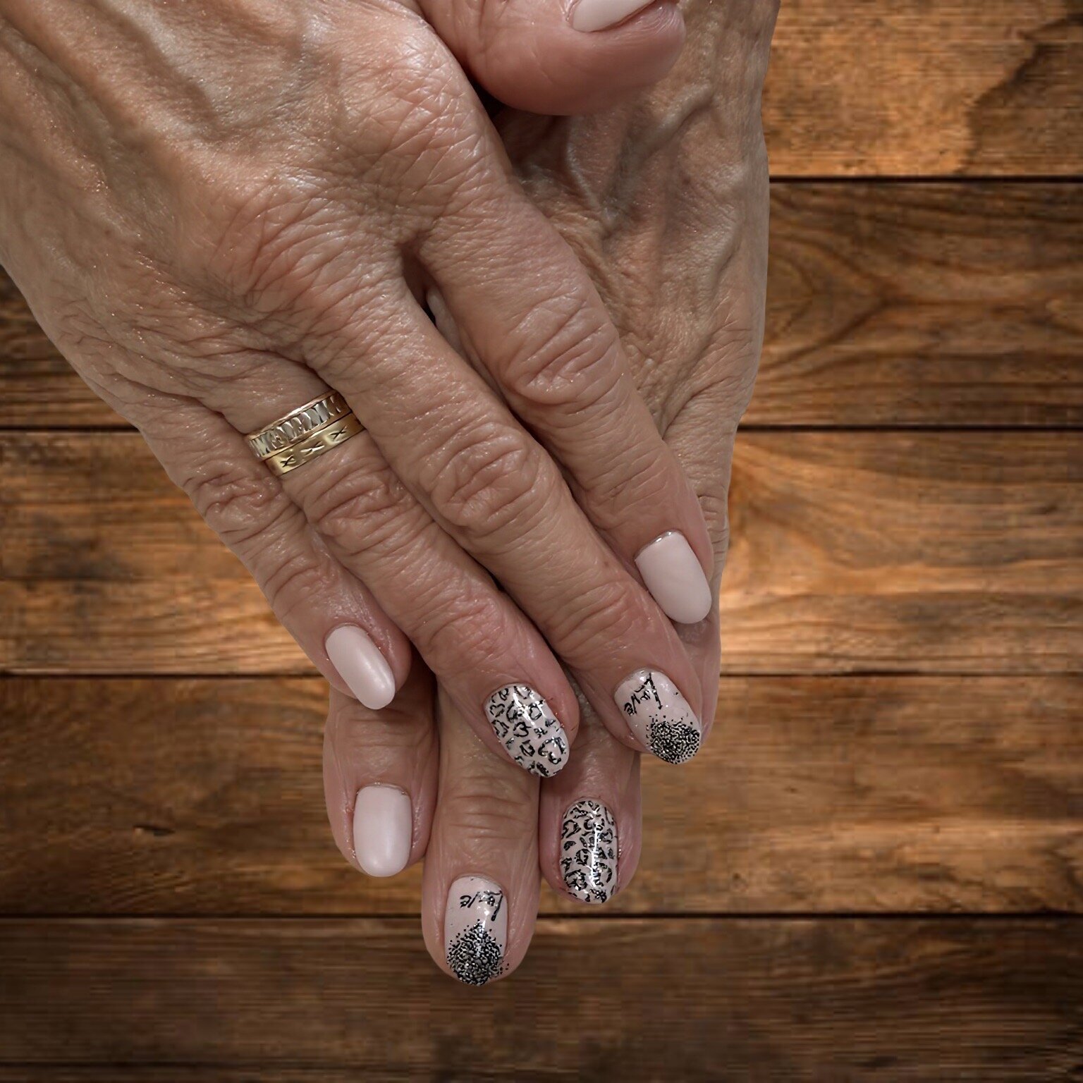 Bild 9 von Fingerwerk - Bettina Ebster