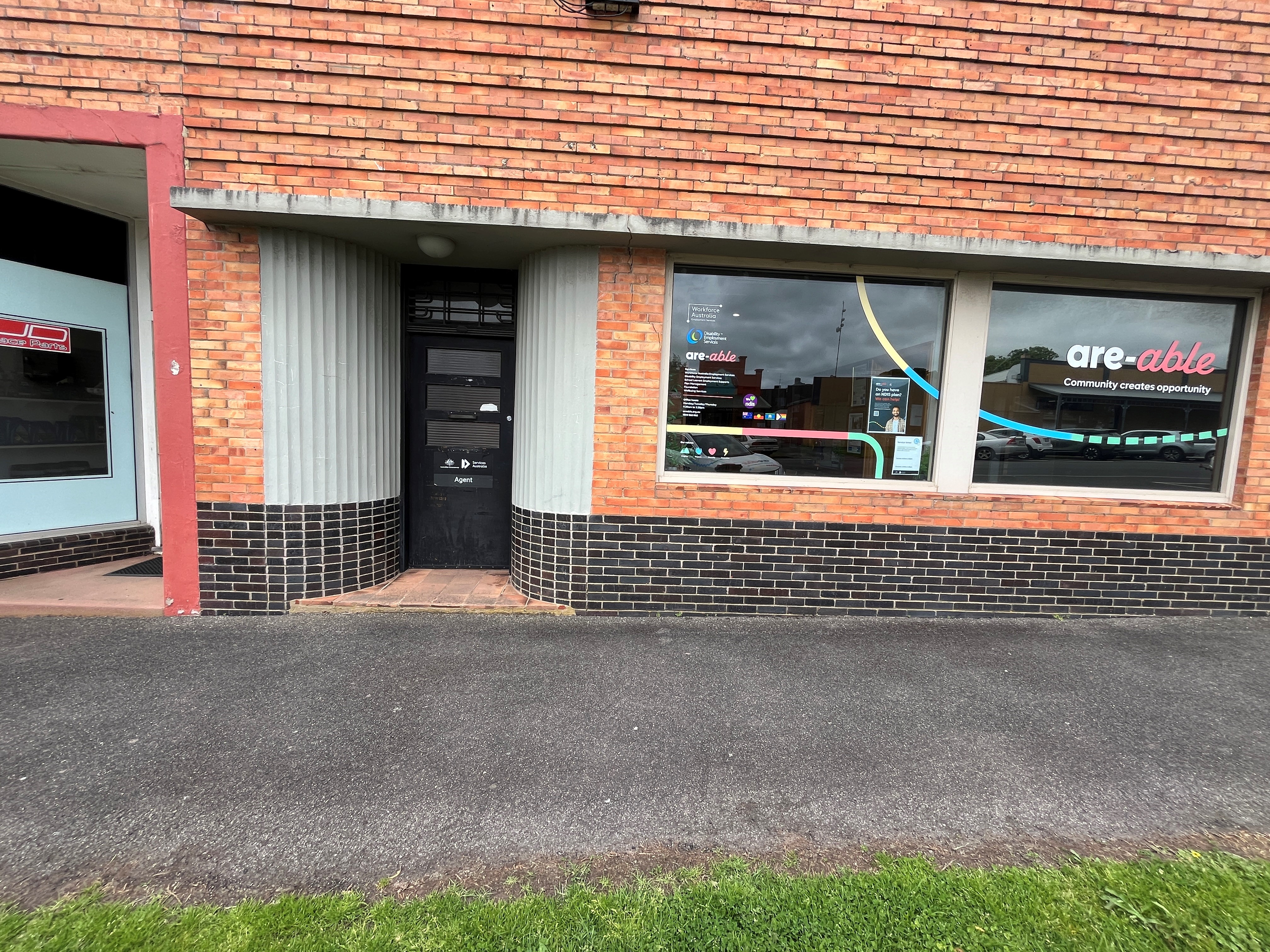 Images Services Australia Agent