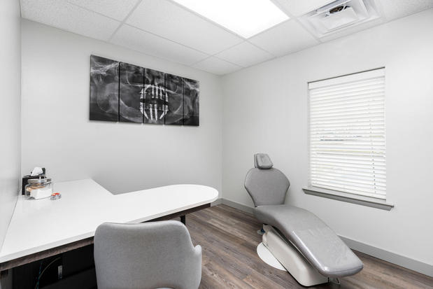 Images Dr. Jeffery Kesecker, DDS