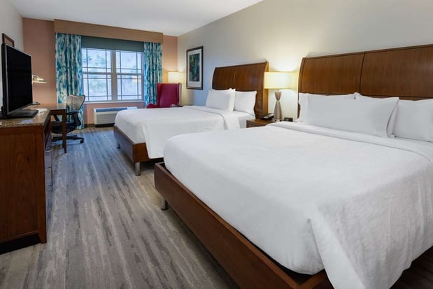 Images Hilton Garden Inn Roanoke