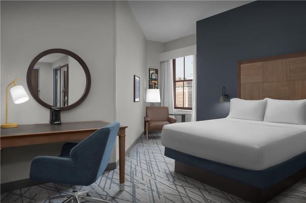 Images Hampton Inn Indianapolis Downtown Across from Circle Centre