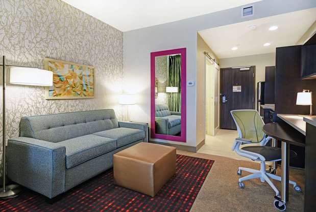 Images Home2 Suites by Hilton Beloit