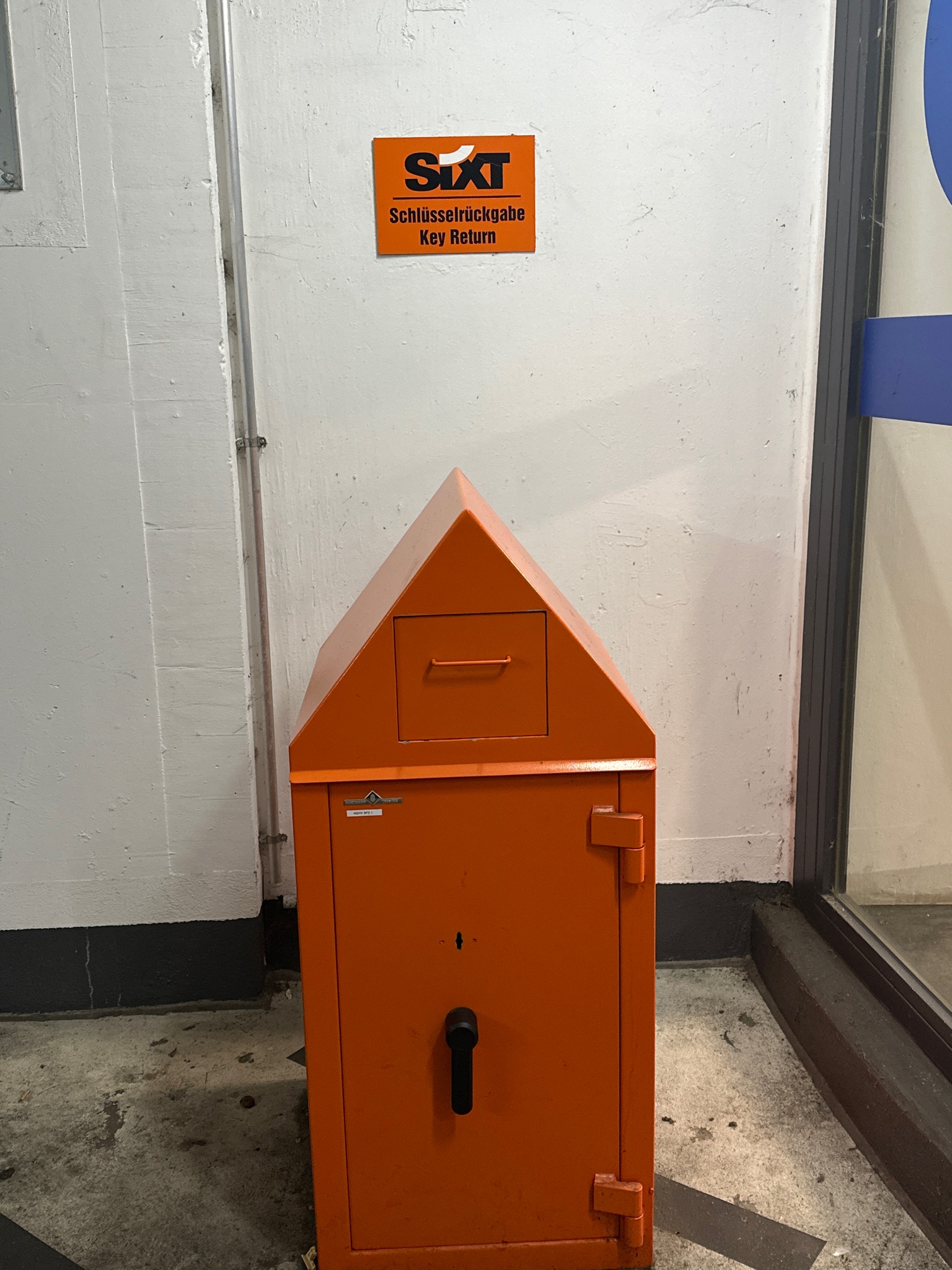 SIXT Autovermietung Mainz City-Port, Binger Str.19/Parkh. HBF in Mainz