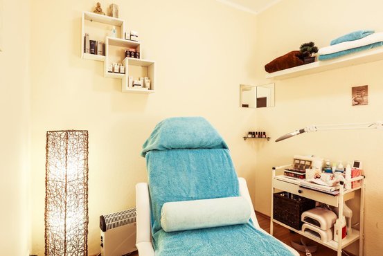 Kuckelberg & Schütz- Friseur und Kosmetik, Maarweg 29 in Köln