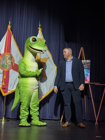 Images Jose Loret de Mola - GEICO Insurance Agent