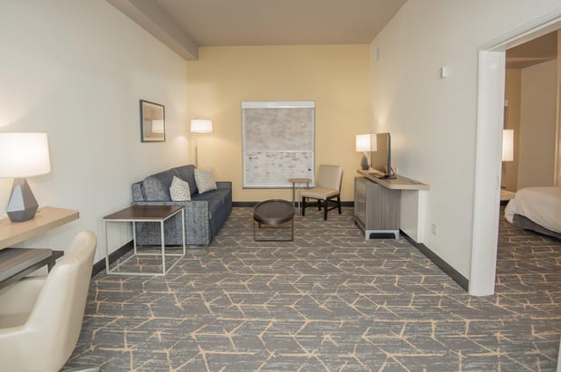 Images Holiday Inn & Suites Oakland - Airport by IHG