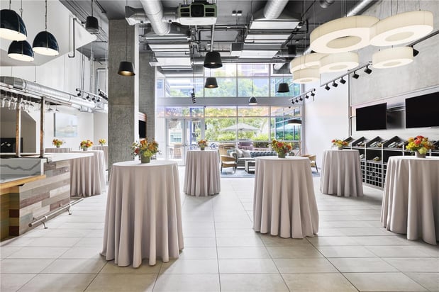 Images Carte Hotel San Diego Downtown, Curio Collection by Hilton