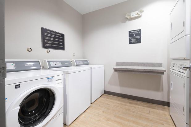 Images Candlewood Suites Houston Westchase - Westheimer by IHG