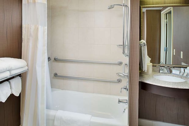 Images Hilton Garden Inn Hartford North/Bradley Int'l Airport