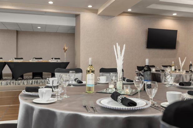 Images Holiday Inn Dubuque/Galena by IHG