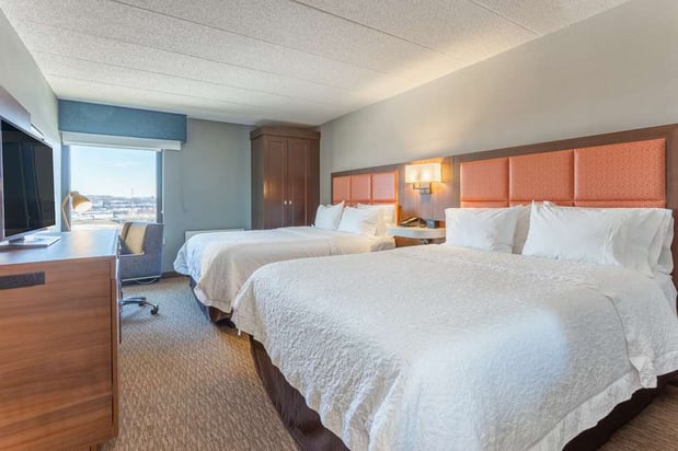 Images Hampton Inn Madison East