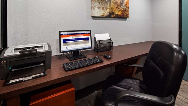 Images Best Western Emporia