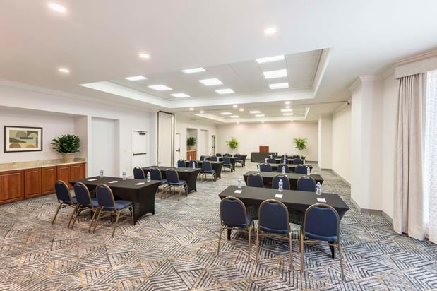 Images Homewood Suites by Hilton New Orleans