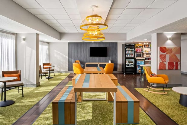 Images Spark by Hilton Stevensville