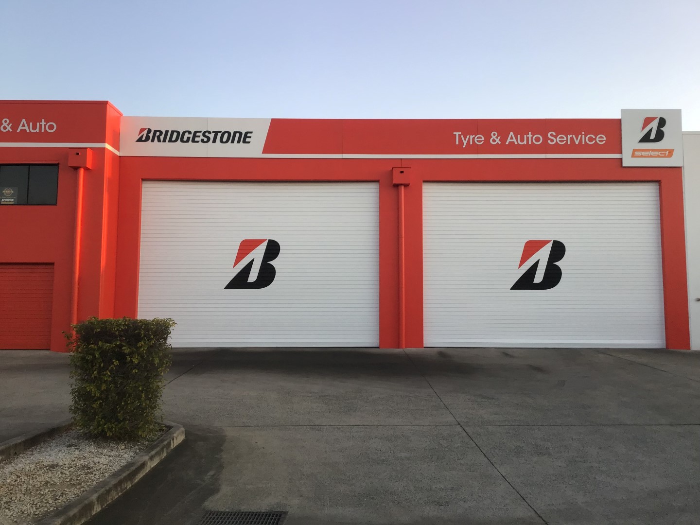 Images Bridgestone Select Tyre & Auto Geebung