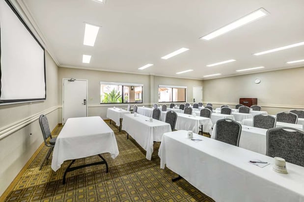 Images Best Western Plus Orange County Airport North
