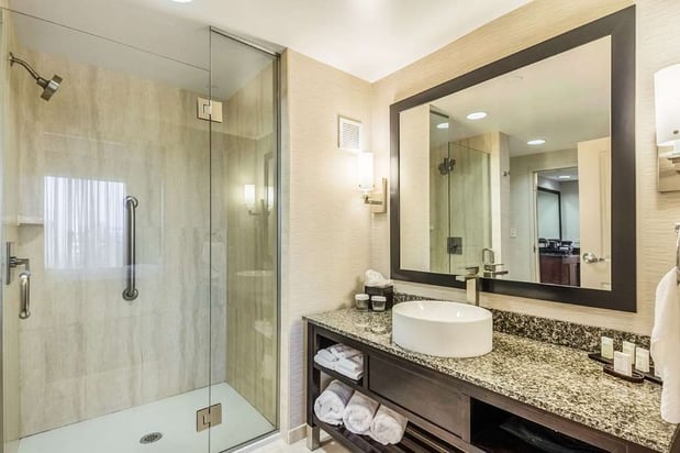 Images Embassy Suites by Hilton Newark Airport