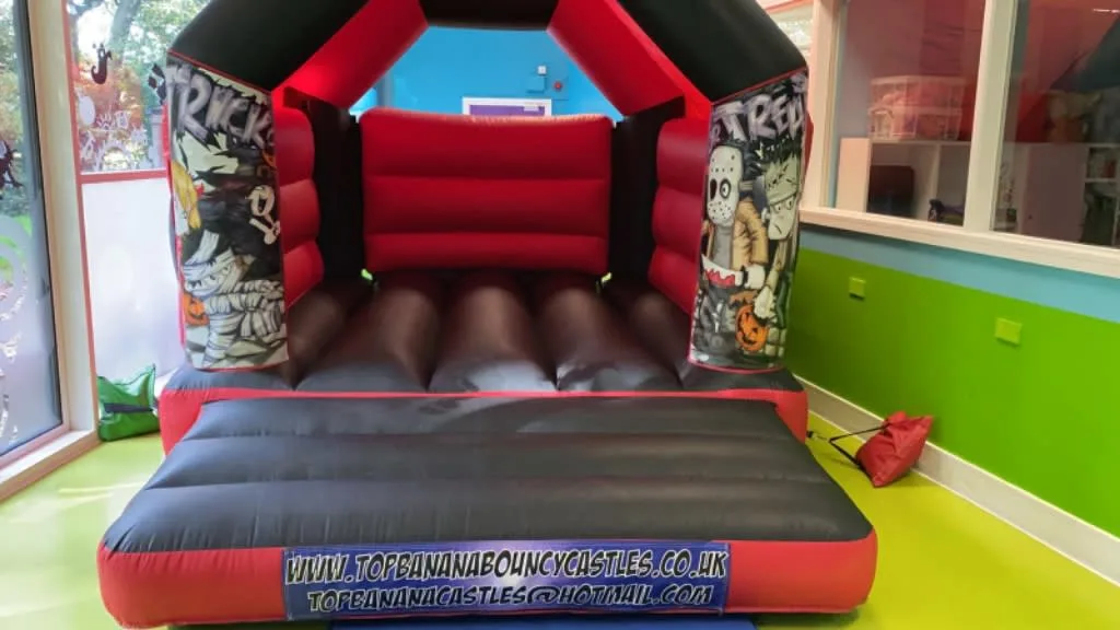 Images Top Banana Bouncy Castles