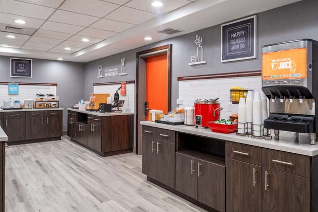 Images Hampton Inn & Suites Agoura Hills