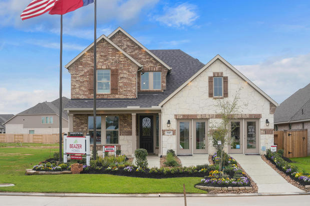 Images Beazer Homes Amira Heritage Collection