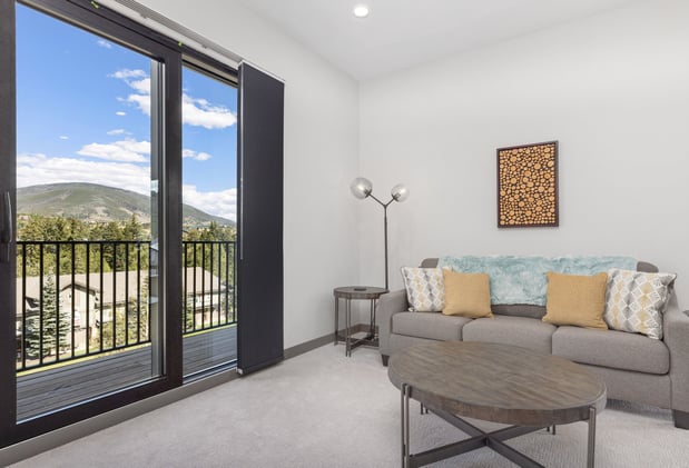 Images Hotel Indigo Silverthorne by IHG