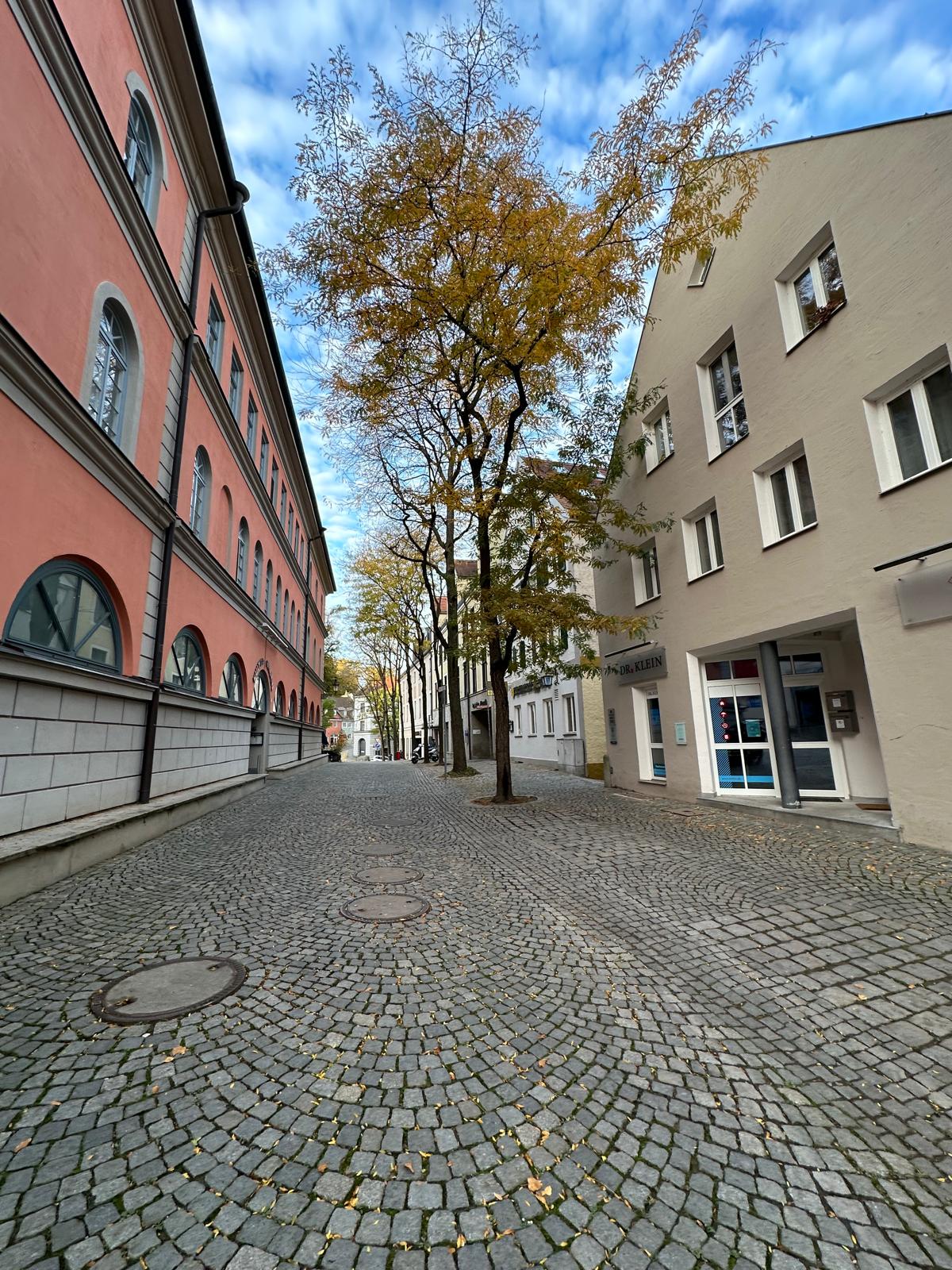 Kundenbild groß 3 Dr. Klein Baufinanzierung