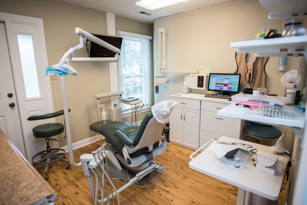 Images Center for Restorative, Cosmetic & Implant Dentistry - Great Bridge