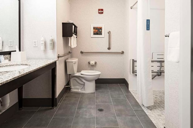 Images Hampton Inn & Suites Raleigh Downtown
