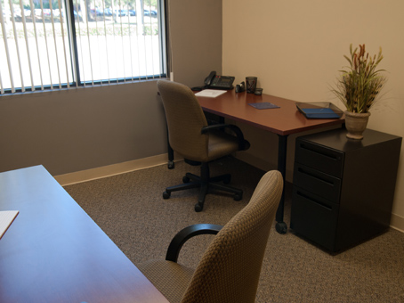 Images Regus - Florida, Tampa - Woodland Corporate Center (Office Suites Plus)