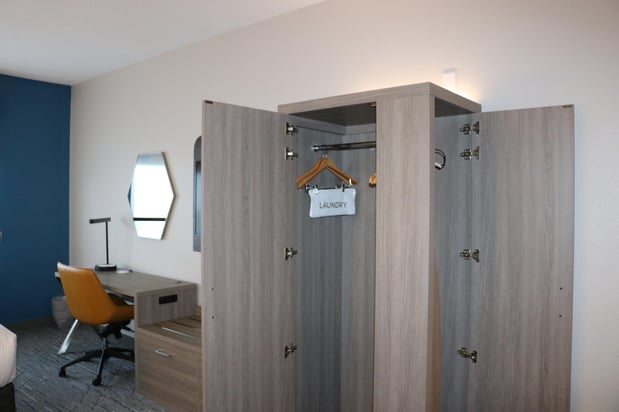 Images Holiday Inn Express & Suites Marquette by IHG