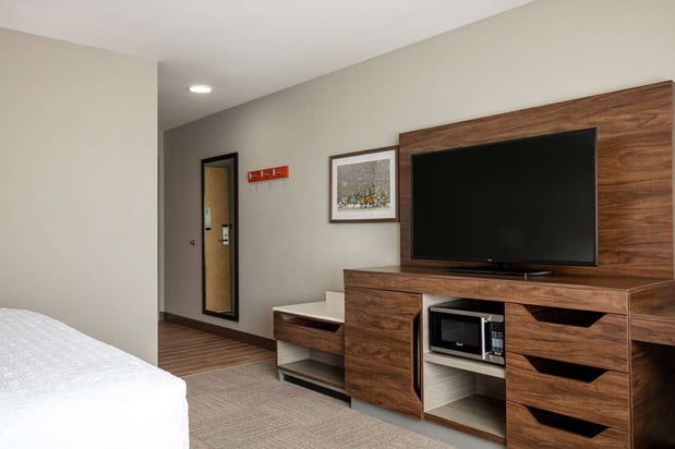 Images Hampton Inn by Hilton Green Bay Stadium