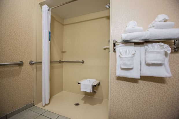 Images Hampton Inn Hadley-Amherst Area
