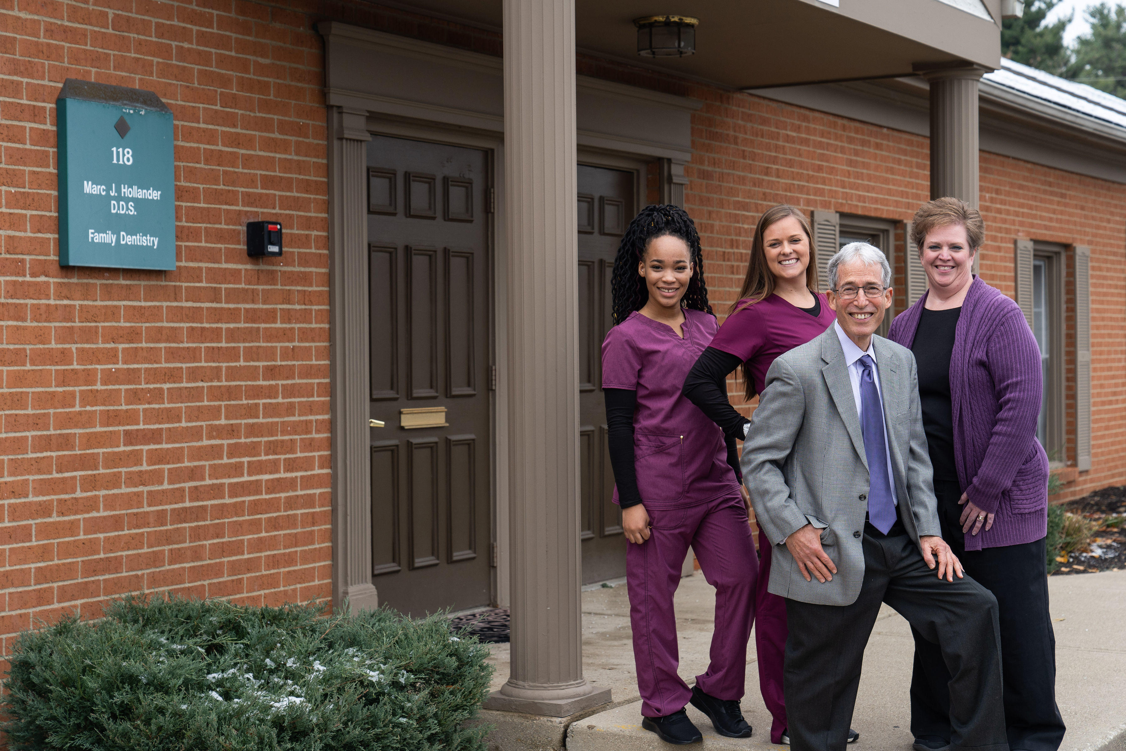 Marc J Hollander DDS & Associates Photo