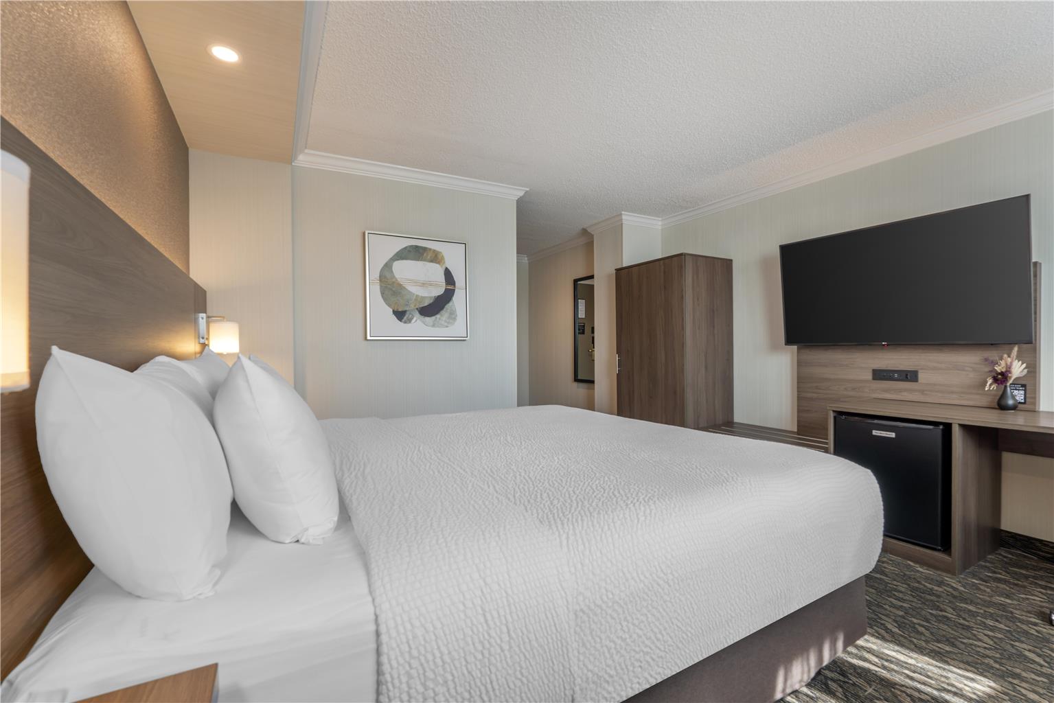 Images Best Western Plus Carlton Plaza Hotel