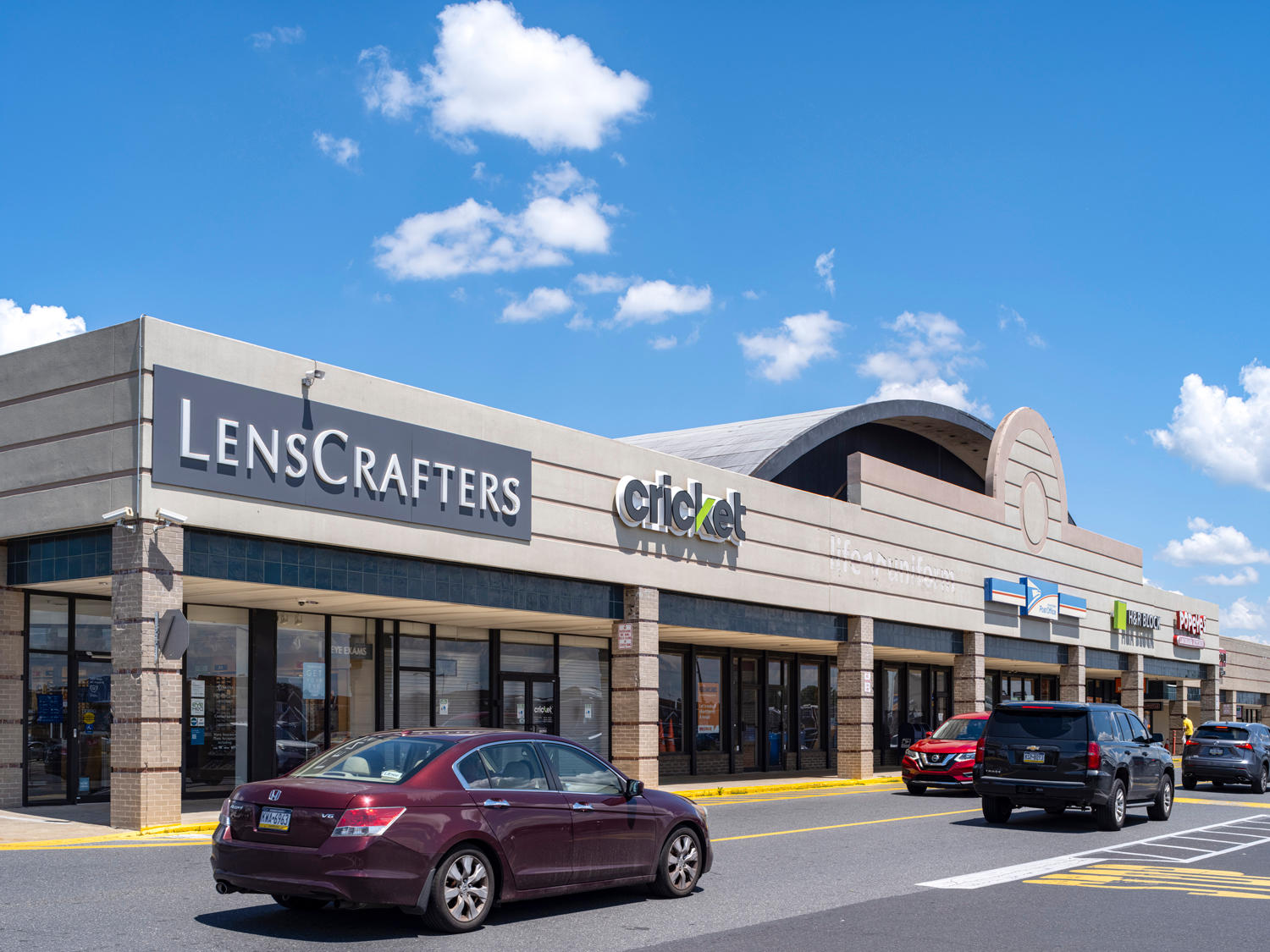 LensCrafters, Cricket at Roosevelt Mall Shopping Center