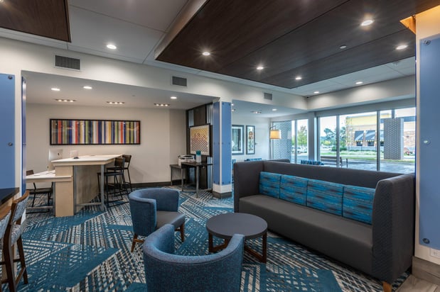 Images Holiday Inn Express & Suites Gainesville - Lake Lanier Area by IHG